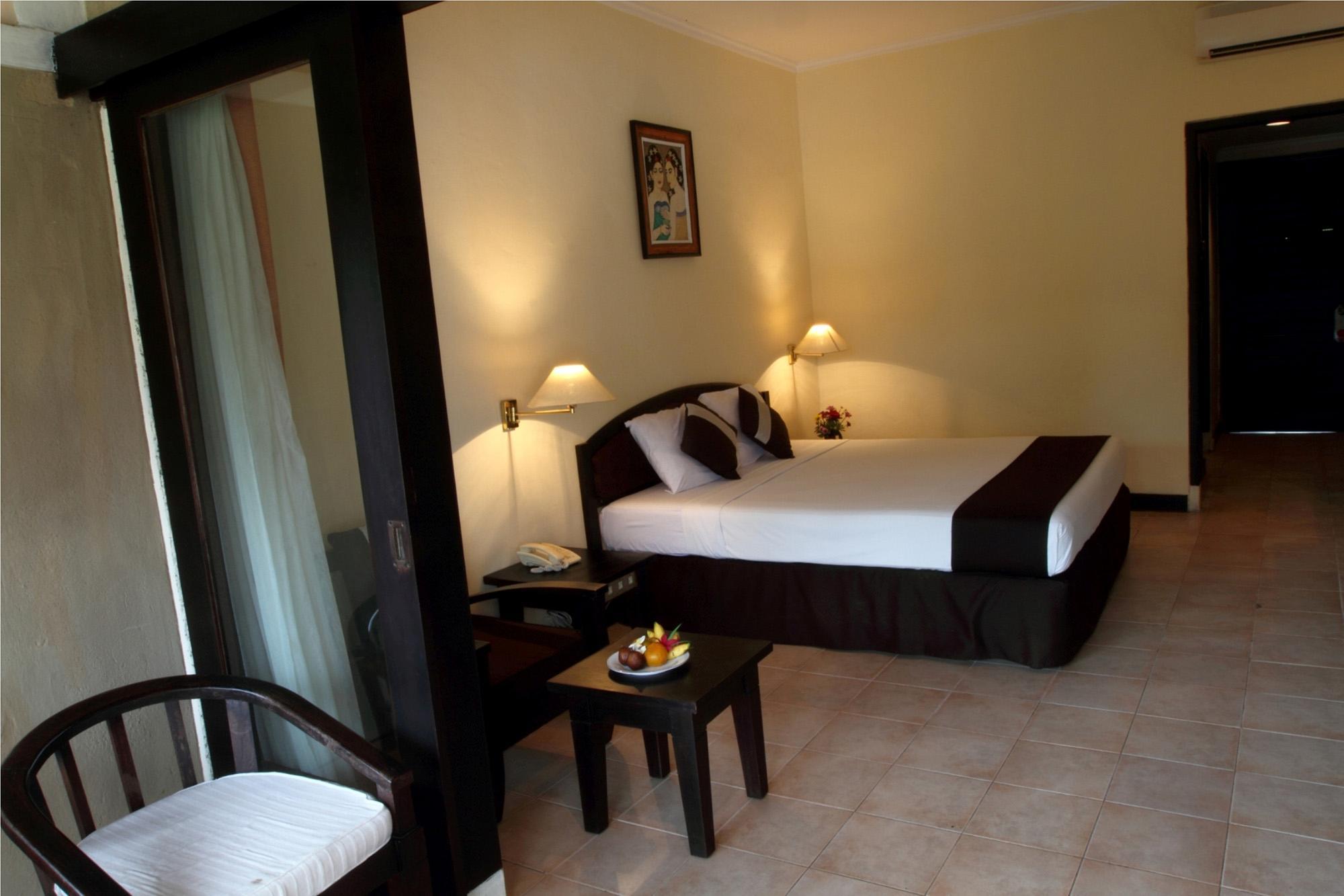New Sunari Lovina Beach Resort Exterior foto